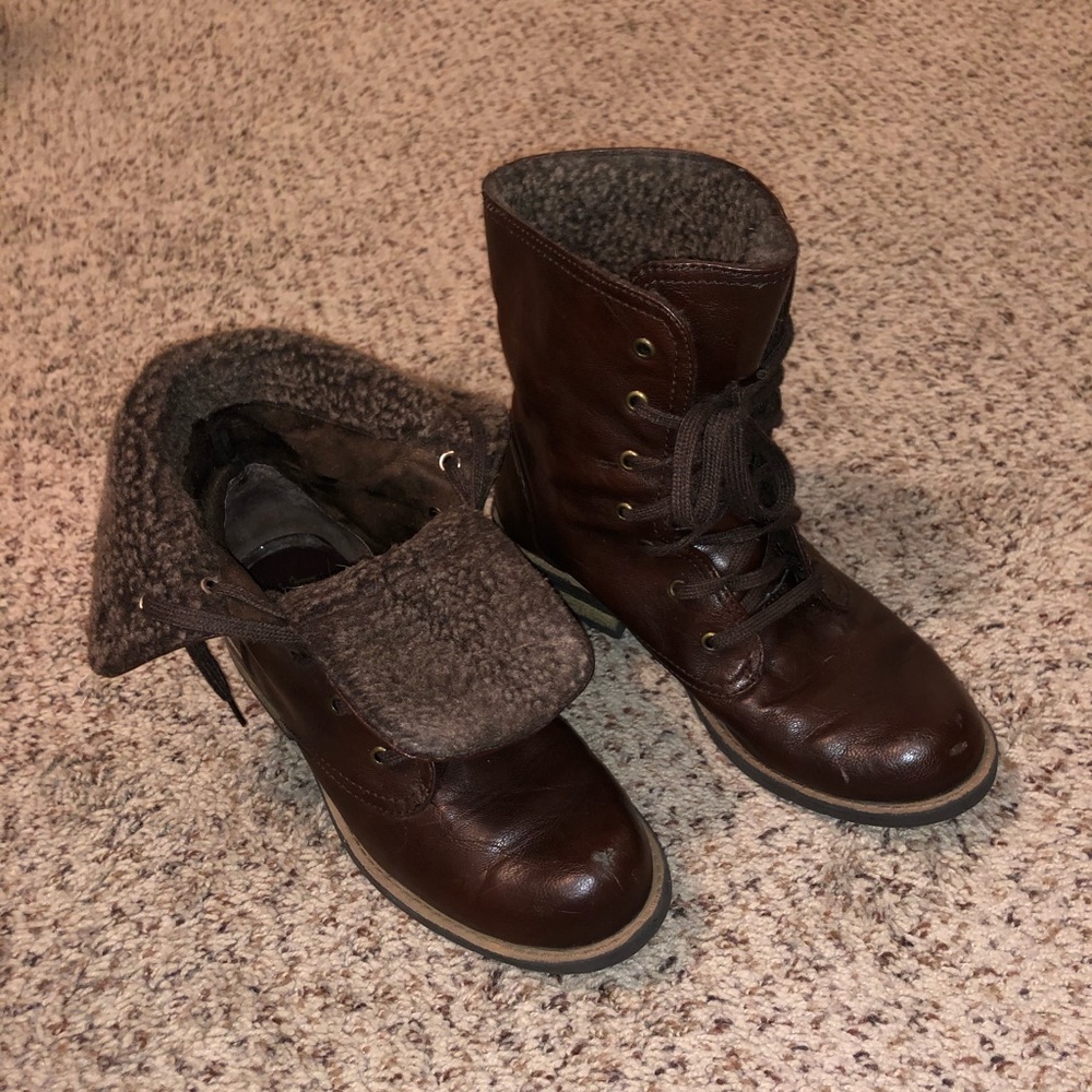 Bass Oxblood Leather Boots